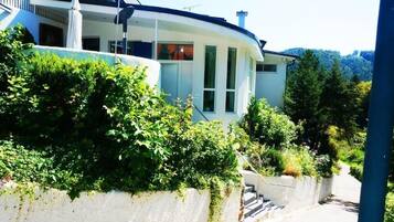 Apartment (Goolden) | Exterior