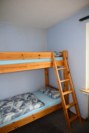 2 bedrooms, cots/infant beds - In der Nähe zum Strand: Ferienwohnung 4 Personen mit Balkon (Wangerland)