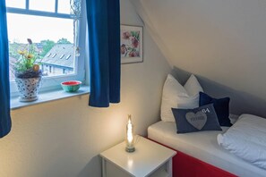 2 sovrum, barnsängar och gratis wi-fi