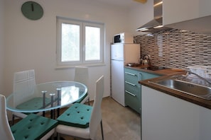 Apartment (Apartment Sonja 2) | Private kitchen - Apartment Sonja 2 (Dobrinj)
