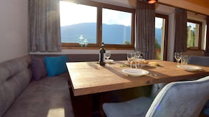 Coffee/tea maker, fridge, microwave, stovetop - Alpinloft Goldsun (Kaltenbach)