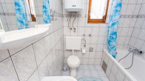 Apartment (Ceković Ruža 2) | Bathroom - Ceković Ruža 2  (Dobrinj)