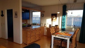 TV, DVD player - Ferienresidenz am Nationalpark in Gingst - Kranichflug (Gingst)