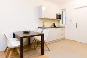Apartment (Tabor Cream) | Exterior