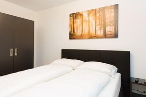 1 bedroom - Tabor Yellow (Vienna)