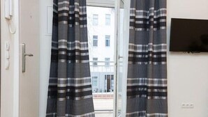 Exterior - Tabor Mint (Vienna)