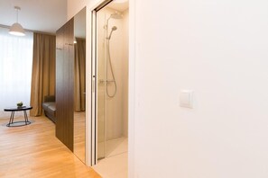 Apartment (Castellez Special)