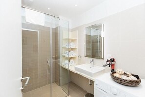 Apartment (Tabor Emotion) | Bathroom