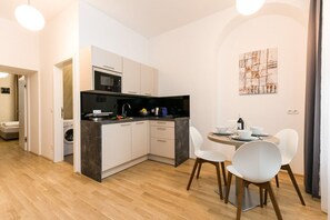 Apartment (Castellez Flair) | Private kitchen