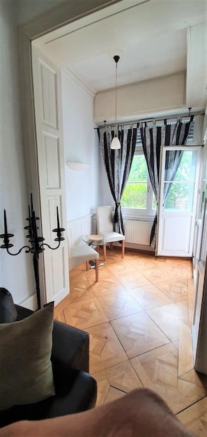 Apartment (Luxus Apartment "1 day in Casablanca") | Living room | TV - Luxus Apartment "1 day in Casablanca" (Freiburg im Breisgau)