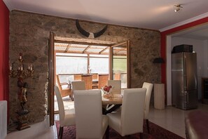 House (Traumhaftes Schwarzwaldhaus) | Private kitchen | Fridge, electric kettle, cookware/dishes/utensils, dining tables - Traumhaftes Schwarzwaldhaus (Freiburg im Breisgau)