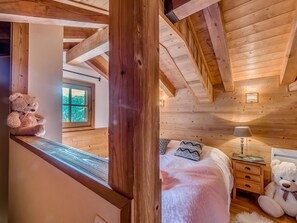 6 bedrooms, free WiFi - Luxury Chalet 12 pers, 6 bedr, 6 bath, Wifi, Parking (Tignes-Les Brévières)