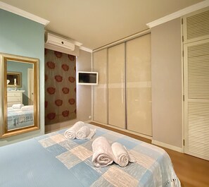 1 chambre, fer et planche à repasser, Wi-Fi gratuit, draps fournis