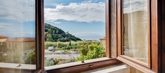 Appartamento "Ramerino" vicino alla spiaggia con vista mare e montagna