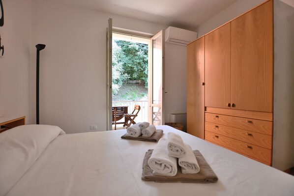 2 Schlafzimmer, Bügeleisen/Bügelbrett, kostenloses WLAN, Bettwäsche