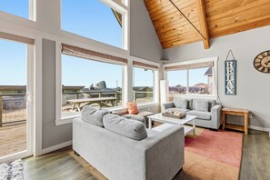 Unclassified image, 2 of 56, button