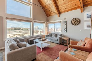 Smart TV - Beach Dreamer #180 - Updated, family sized home, steps to beach with beautiful views (Pacific City)