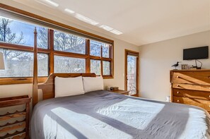 3 dormitorios, escritorio, tabla de planchar con plancha y wifi gratis