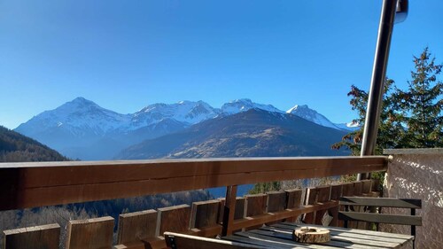 Sauze D'oulx - Italie - Joli Studio Avec une Superbe vue sur les Montagnes