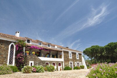 Herdade da Lampreia - Família Amigos Colegas