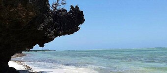 Beach-side Home Retreat