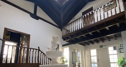 María Bonita Chalet. Full rental with private pool, barbecue and garden