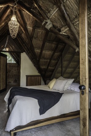 3 bedrooms, desk, iron/ironing board, free WiFi - Boutique Resort in Mayan Jungle, Solferino, Quintana Roo (Solferino)