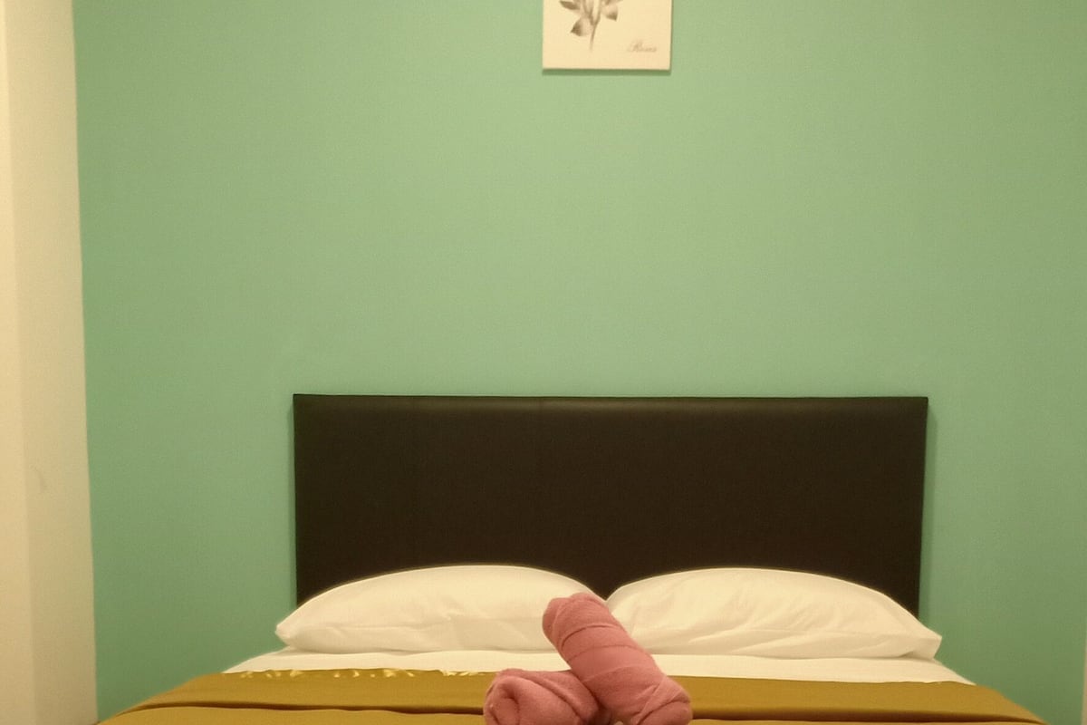 Standard Double Room | 1 bilik tidur, Wi-fi percuma, cadar katil