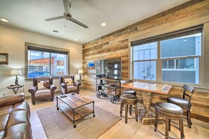 TV - Bozeman Stand-Alone Home w/ River Access! (Bozeman)