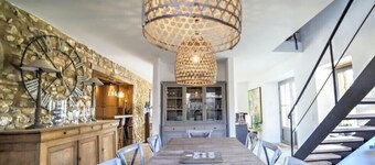 Bastide de Charme - Swimming pool - 15 min from Uzès - 10 pers (8 adults max)