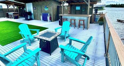 Torch Lake Sandbar Directly Across The Street With Outdoor Dock Slip Unit B