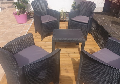 Terrace/patio. Creole hut