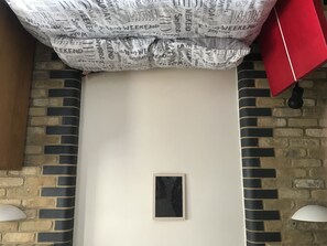 Interior - Cozy room in a riverside apartment (London)