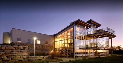 Table Rock Lodge - True Lake Front with Dock on 2 Acres