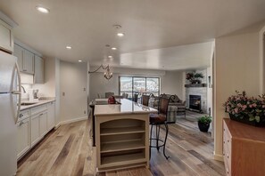 Interior - Best Of Summit 2025 Winner for Best Lodging Hotel! Luxury Breckenridge Ski-In/Ou (Breckenridge)