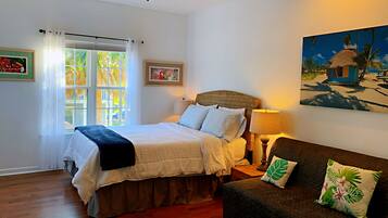 2 makuuhuonetta, silitysrauta/-lauta, ilmainen Wi-Fi, vuodevaatteet