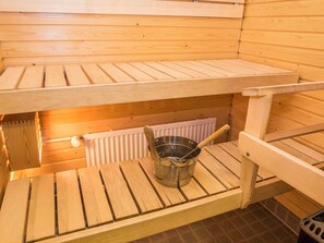 Sauna - Karhunvartijan pirtti c1 by Interhome (Kuusamo)