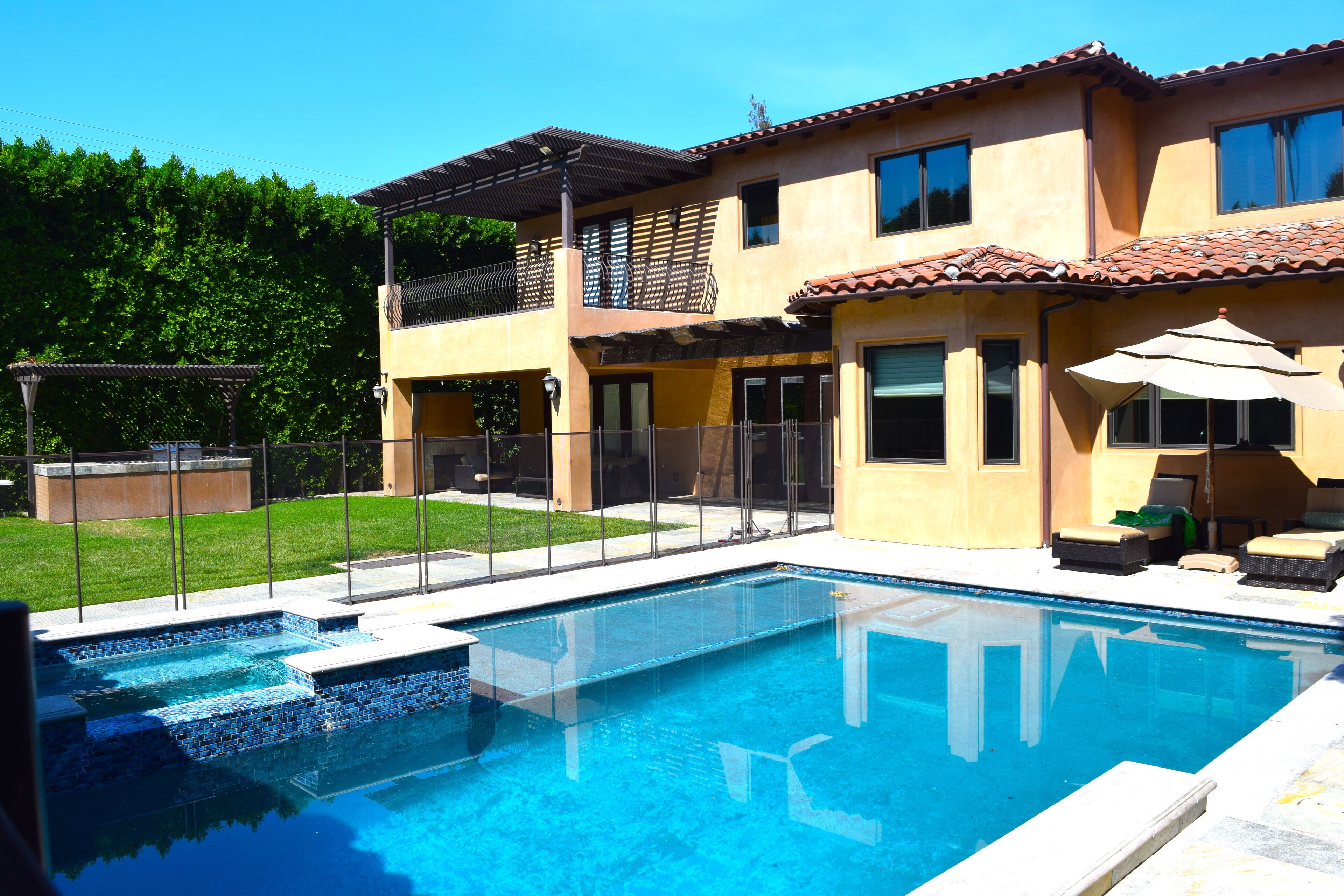 Beautiful 2 Story Mediterranean Home + Guest Suite + Pool