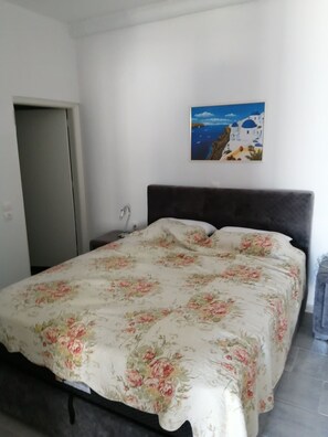 Villa, 2 Bedrooms, Pool Access