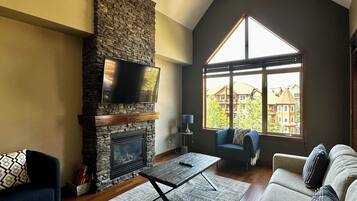 Smart TV, chimenea