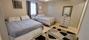 1 chambre, fer et planche à repasser, accès au Wi-Fi (inclus)