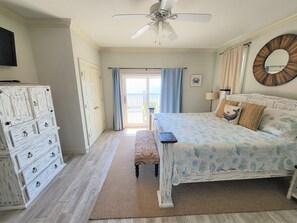 4 soverom, strykejern/-brett, reiseseng for barn og wi-fi (inkludert)