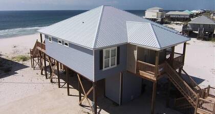 Beautiful Gulf 4 BR/4 Bath, High End Furnishings w/Beach Gear and 2 Kayaks!