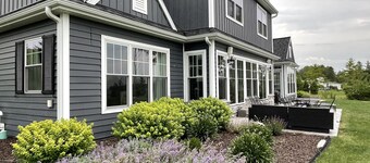 Bluebell Cottage: Luxury Waterfront Home with Private Pier