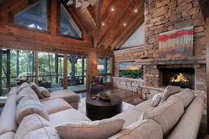 TV, fireplace