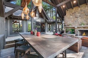 Outdoor dining