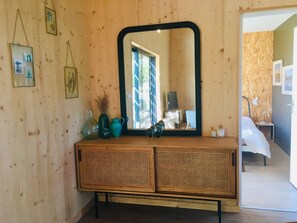 3 Schlafzimmer, Bügeleisen/Bügelbrett, Bettwäsche