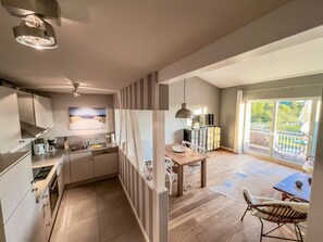 Køleskab, mikrobølgeovn, ovn, opvaskemaskine