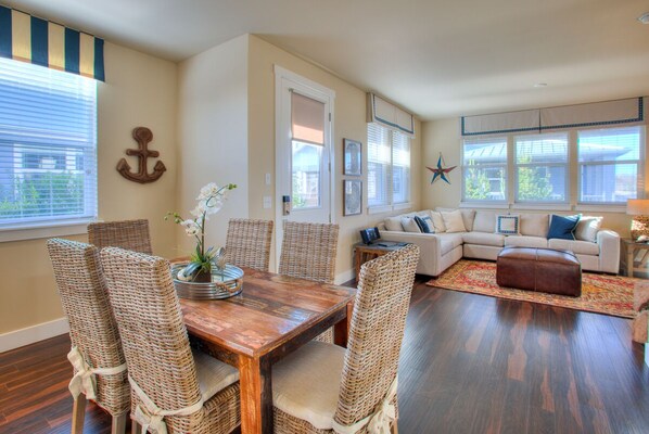 Interior - Our Beach Adventure - Oyhut Bay Seaside Village (Ocean Shores)