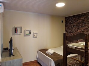 1 bedroom, WiFi, bed sheets